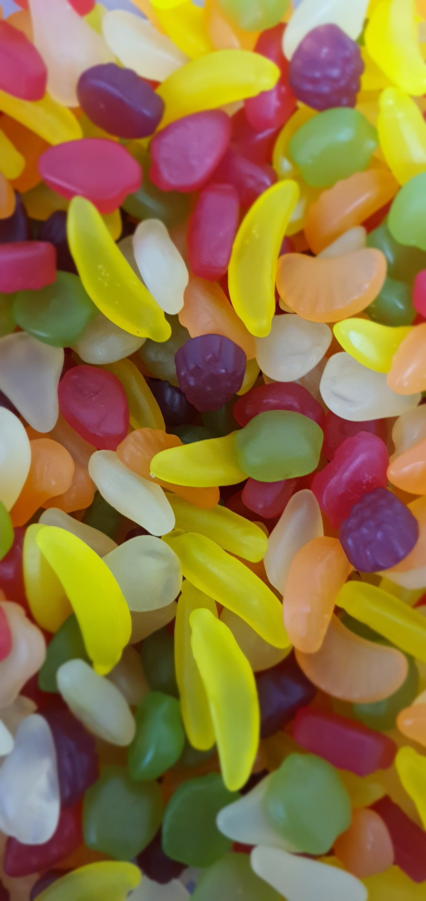 Vegan & GF/Gluten Free Funky Fruits Mix pick & mix type sweets in 400g or 750g size bags.